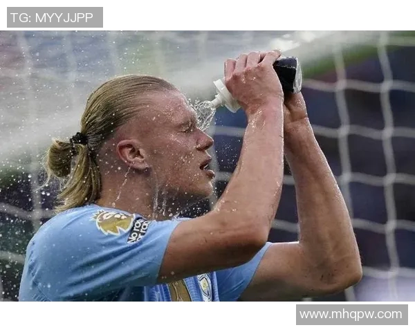 足球明星泪洒赛场瞬间集锦感人时刻回顾与情感共鸣